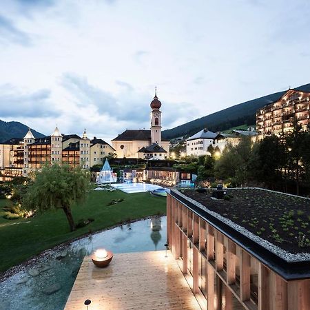 Adler Spa Resort Dolomiti Ортизеи Экстерьер фото