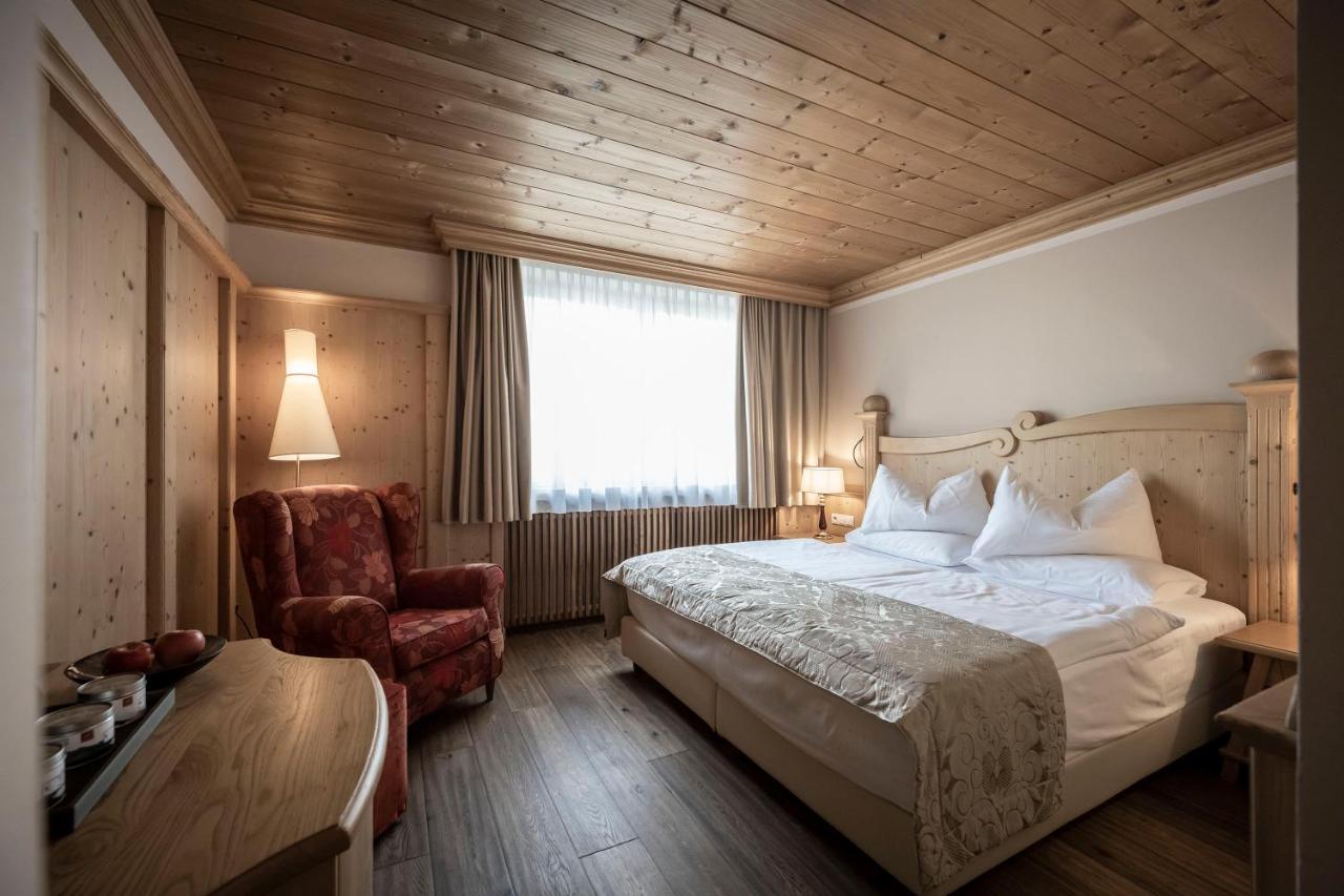 Adler Spa Resort Dolomiti Ортизеи Экстерьер фото