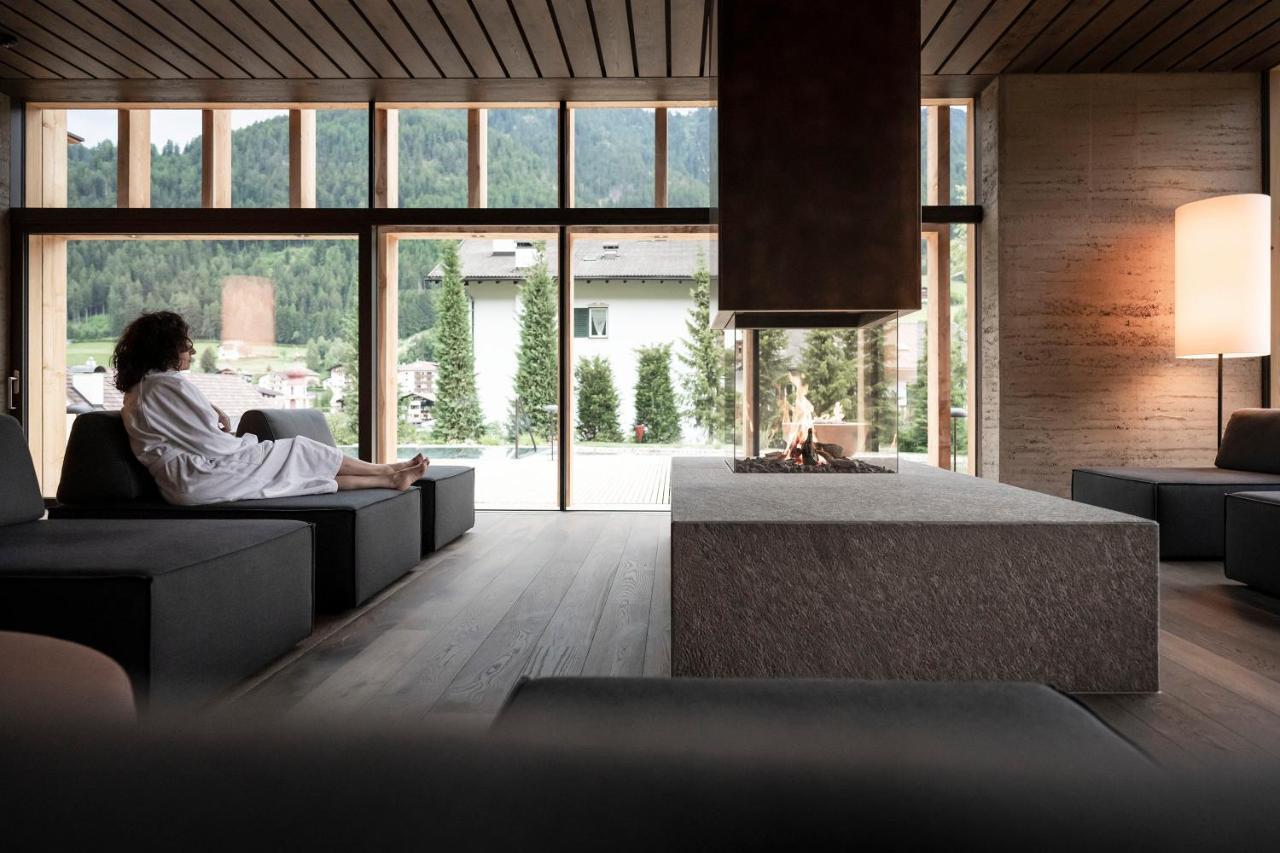 Adler Spa Resort Dolomiti Ортизеи Экстерьер фото