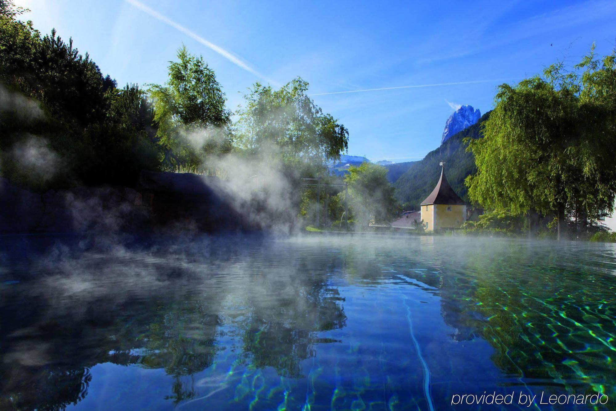Adler Spa Resort Dolomiti Ортизеи Экстерьер фото